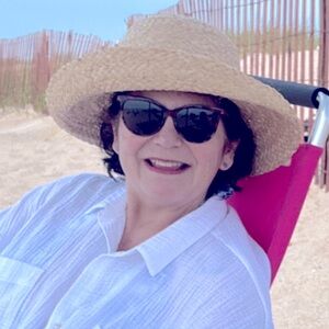 Meet your Posher, Rebecca